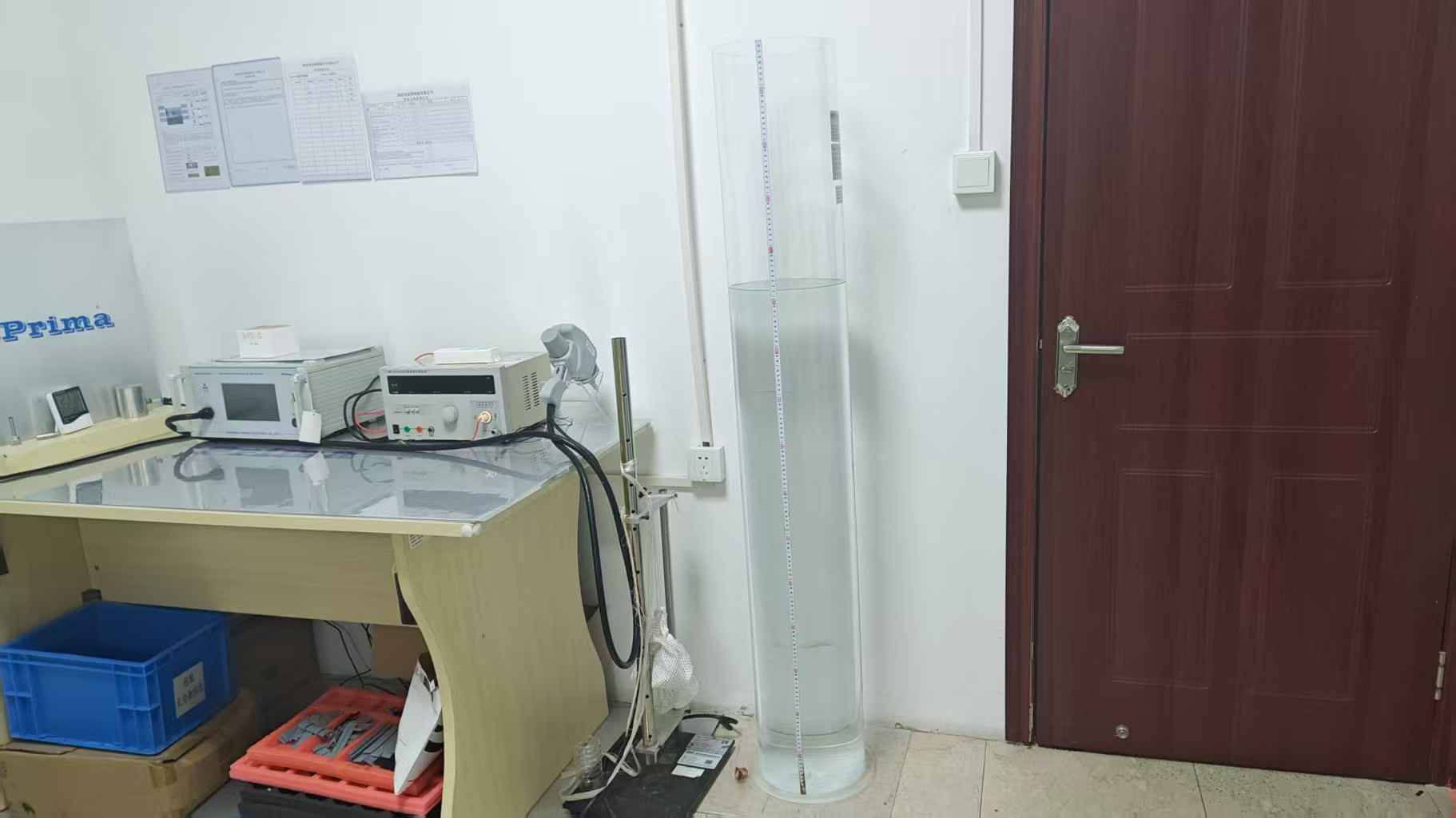Waterproof bucket immersion test apparatus